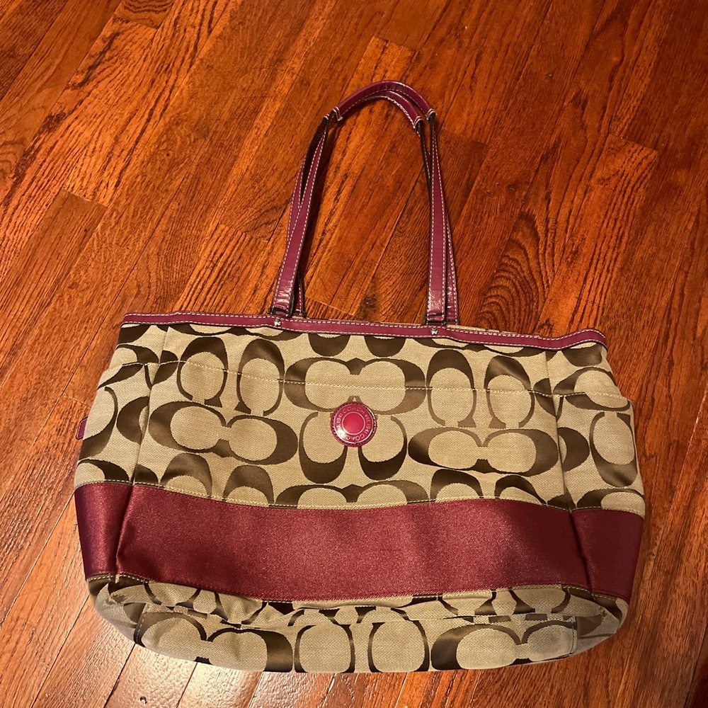 Coach Beige Signature Canvas Diaper Bag/Travel Tote with Burgundy Trim, no strap